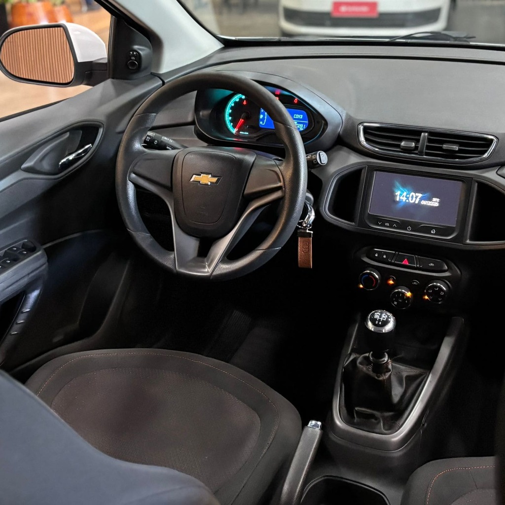 Chevrolet Onix Ltz 1.4 Mpfi Flex (Manual – Muito inteiro)