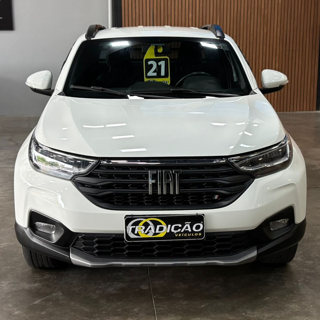 Fiat Strada Volcano CD 1.3 Flex 4P (Impecável)