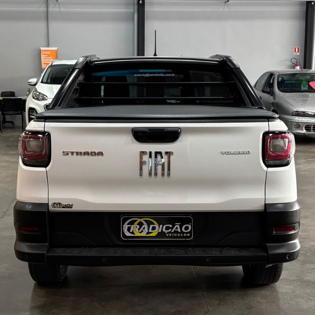 Fiat Strada Volcano CD 1.3 Flex 4P (Impecável)