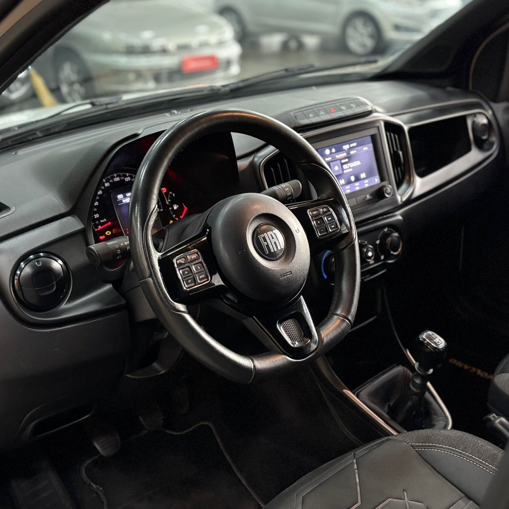 Fiat Strada Volcano CD 1.3 Flex 4P (Impecável)