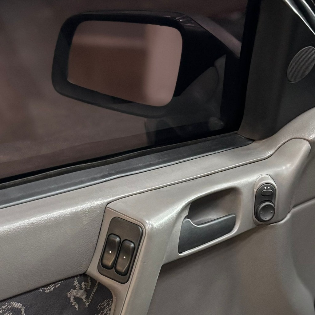 Chevrolet Astra Sunny 2.0 (Manual – 2 Portas)