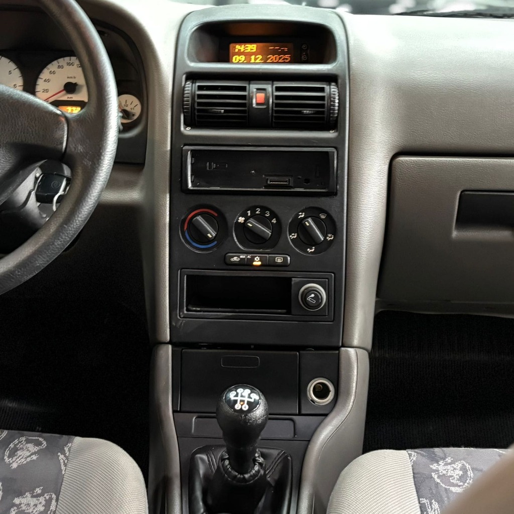 Chevrolet Astra Sunny 2.0 (Manual – 2 Portas)