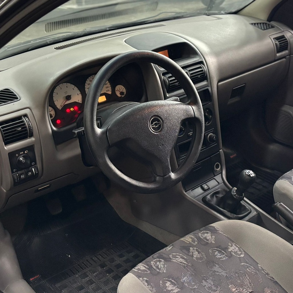Chevrolet Astra Sunny 2.0 (Manual – 2 Portas)