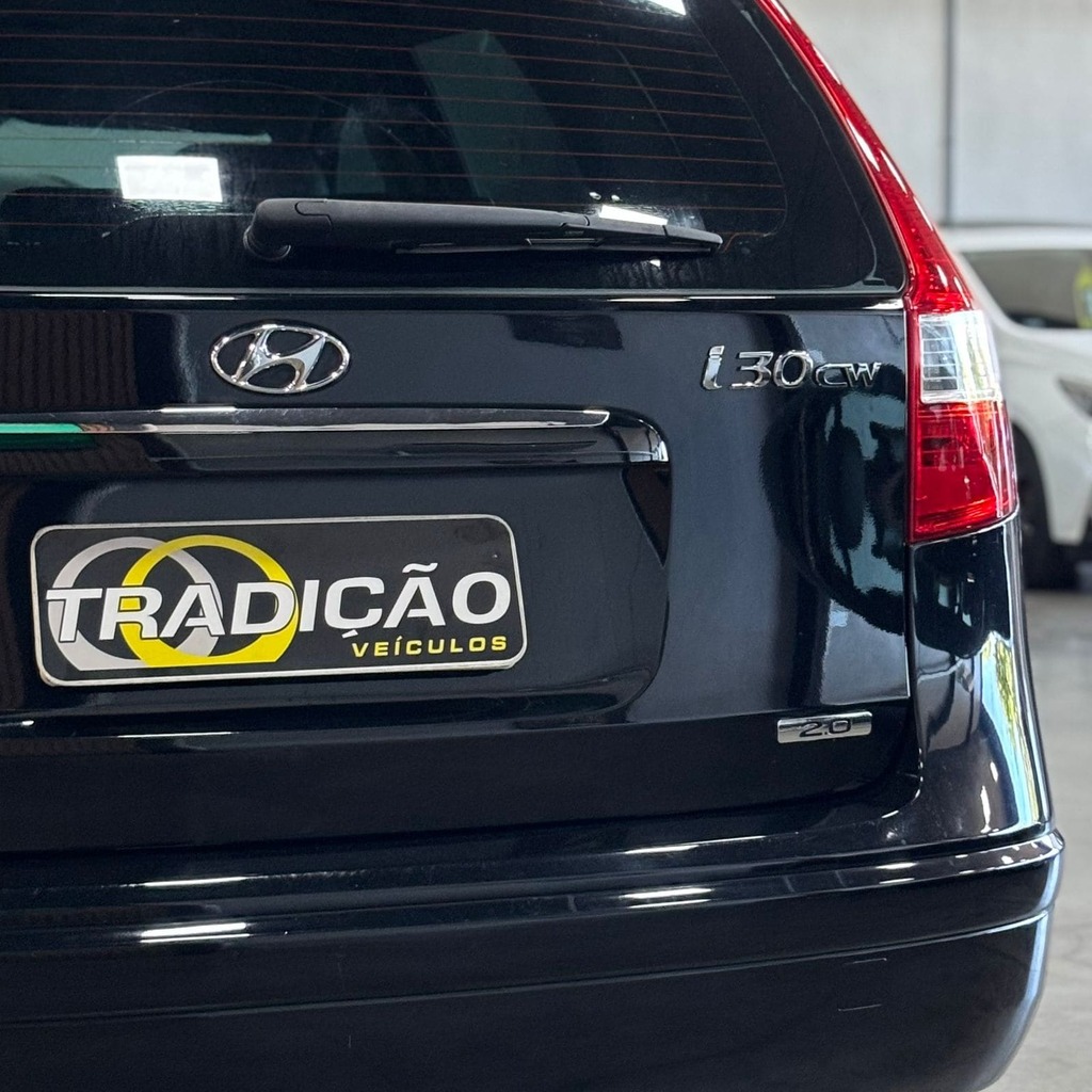 Hyundai I30 Cw 2.0 (Automática – Teto solar)