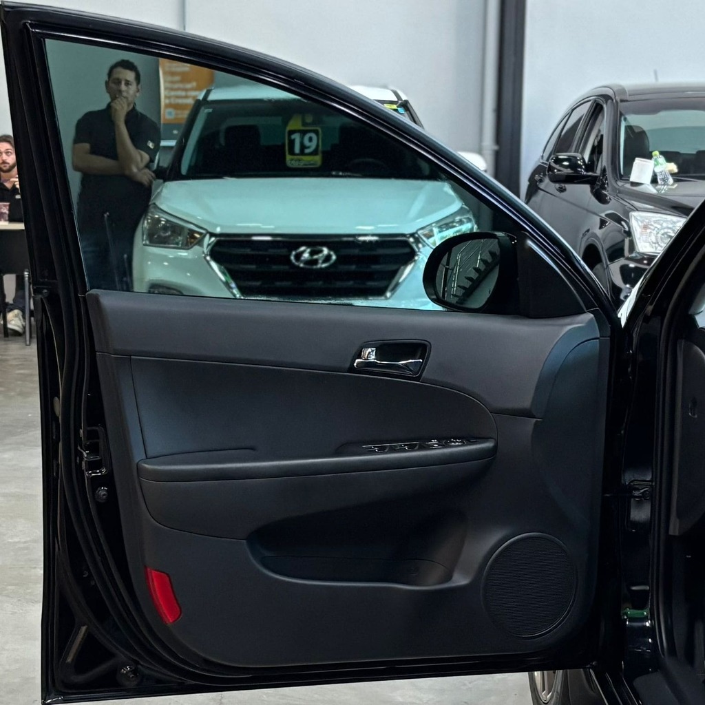 Hyundai I30 Cw 2.0 (Automática – Teto solar)