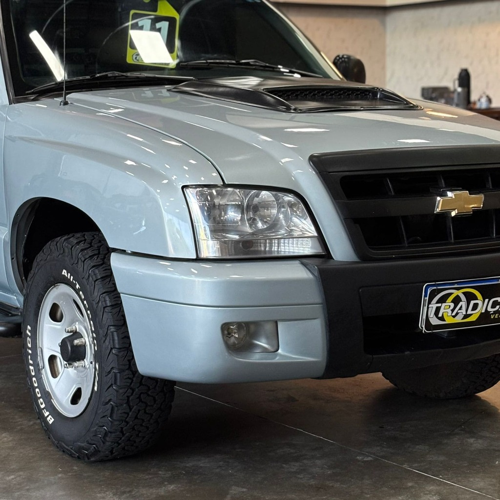 Chevrolet S-10 Colina 4×2 Caçamba de Madeira (Impecável – Completa)