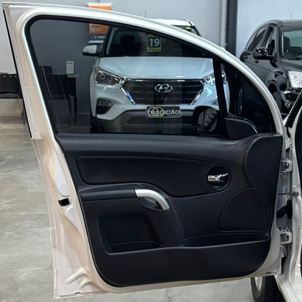 Citroën C3 Exclusive 1.6 Flex Aut (Impecável – Excelente estado de conservação)