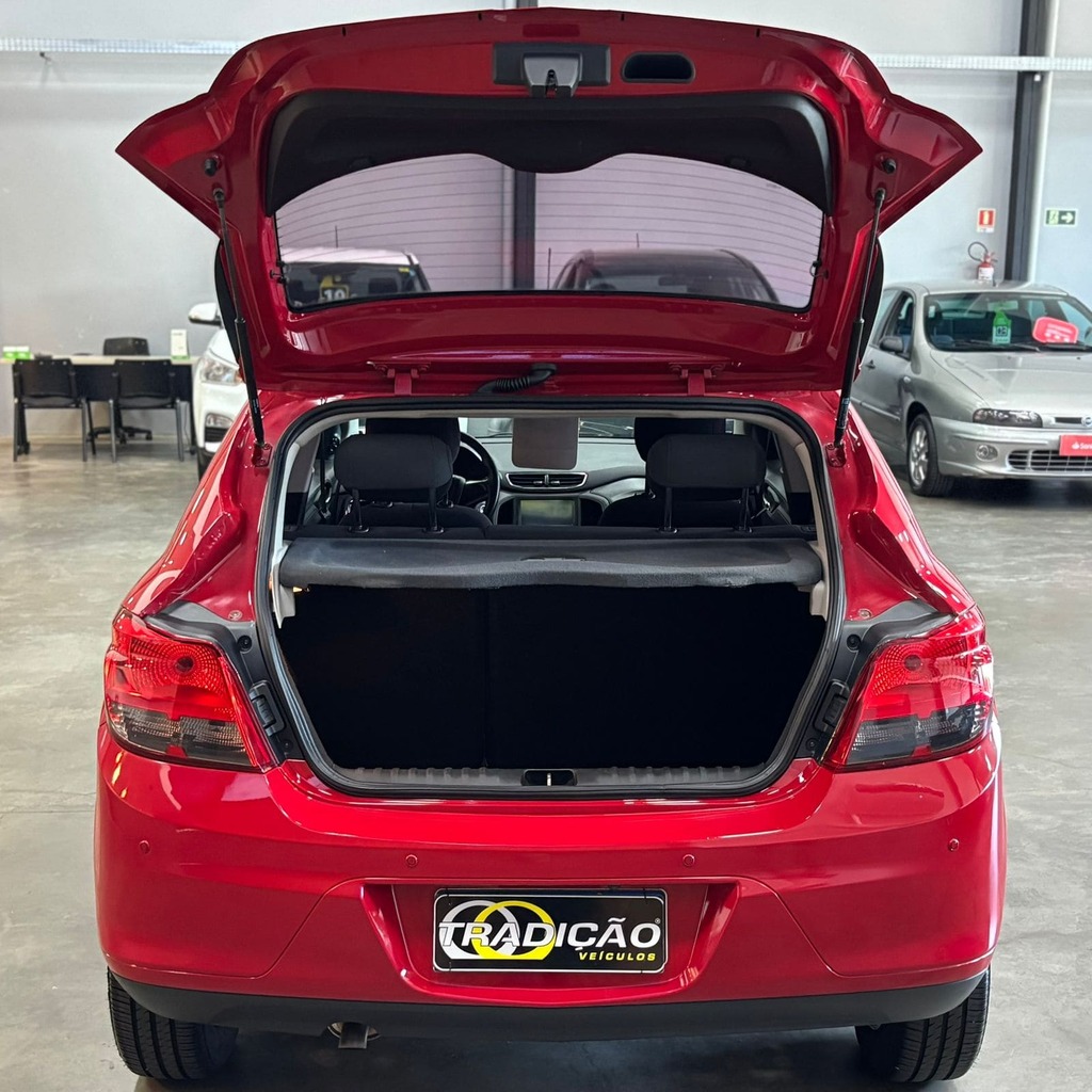 Chevrolet Onix Ltz 1.4 Flex (Manual – Impecável)