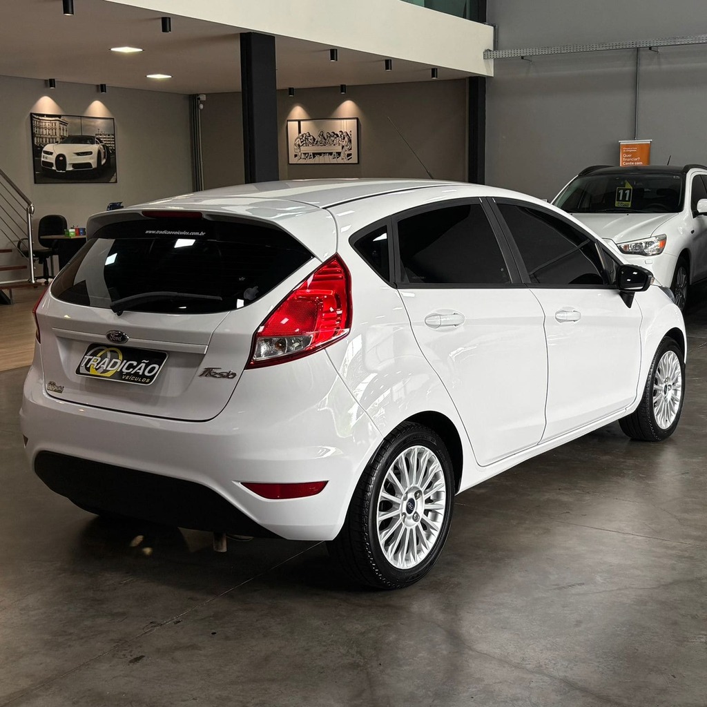 Ford New Fiesta Se Hatch 1.6 Flex (Impecável – Manual)