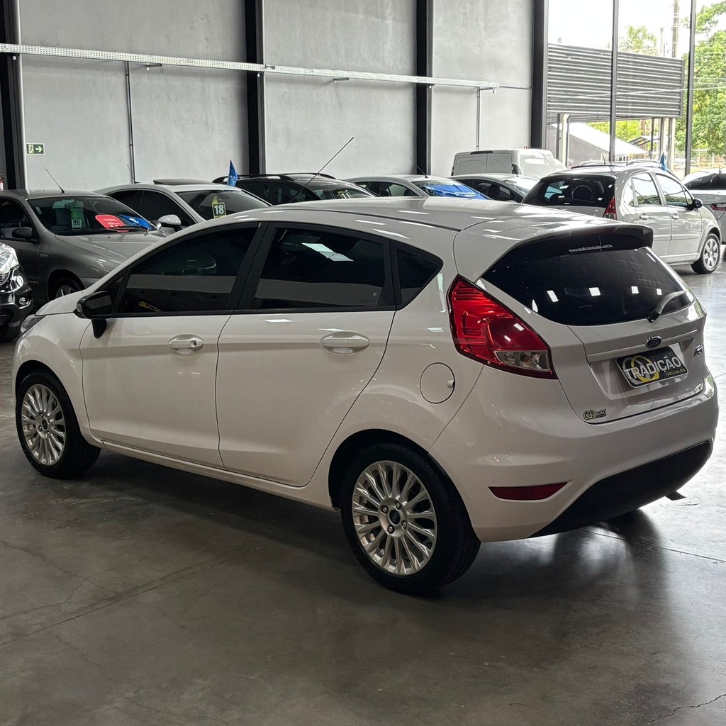 Ford New Fiesta Se Hatch 1.6 Flex (Impecável – Manual)