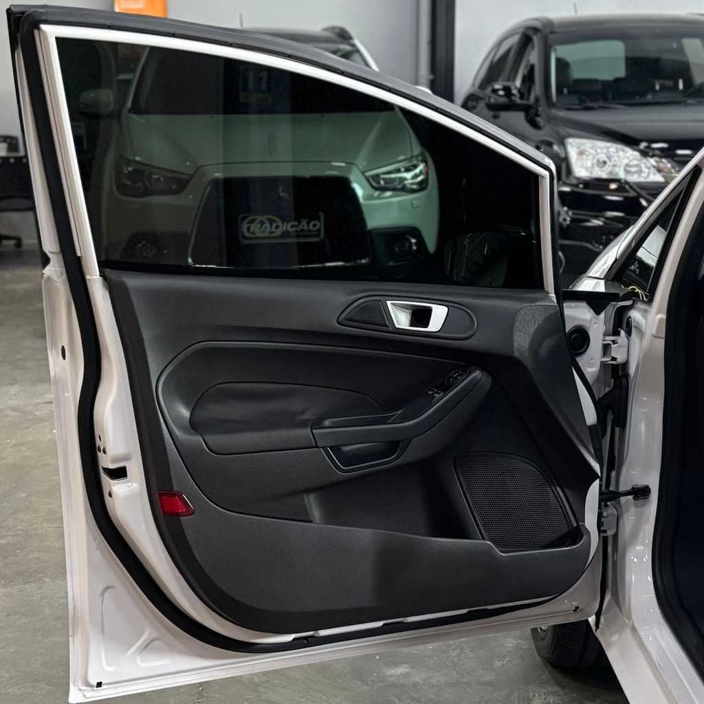 Ford New Fiesta Se Hatch 1.6 Flex (Impecável – Manual)