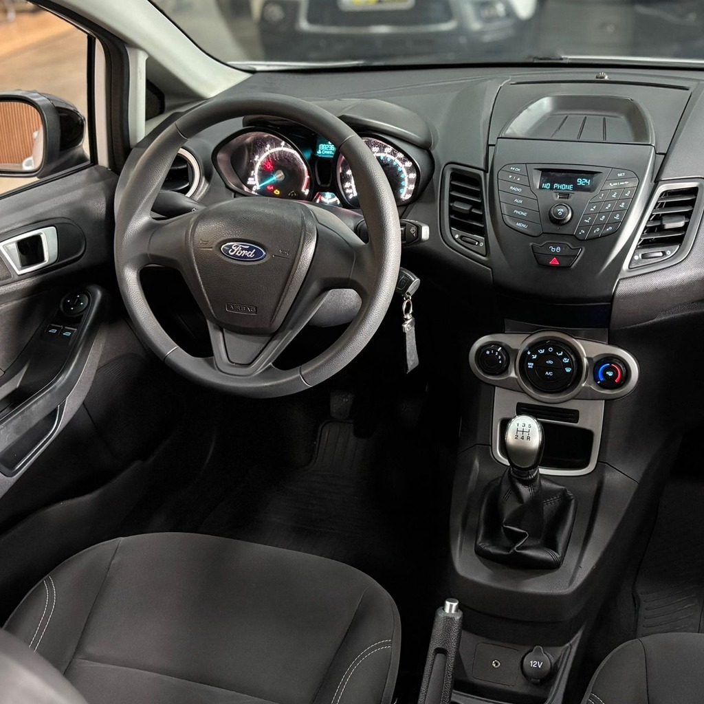 Ford New Fiesta Se Hatch 1.6 Flex (Impecável – Manual)