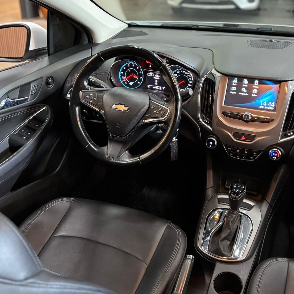 Chevrolet Cruze Lt Sedan Turbo 1.4 Flex (Impecável – Aut)