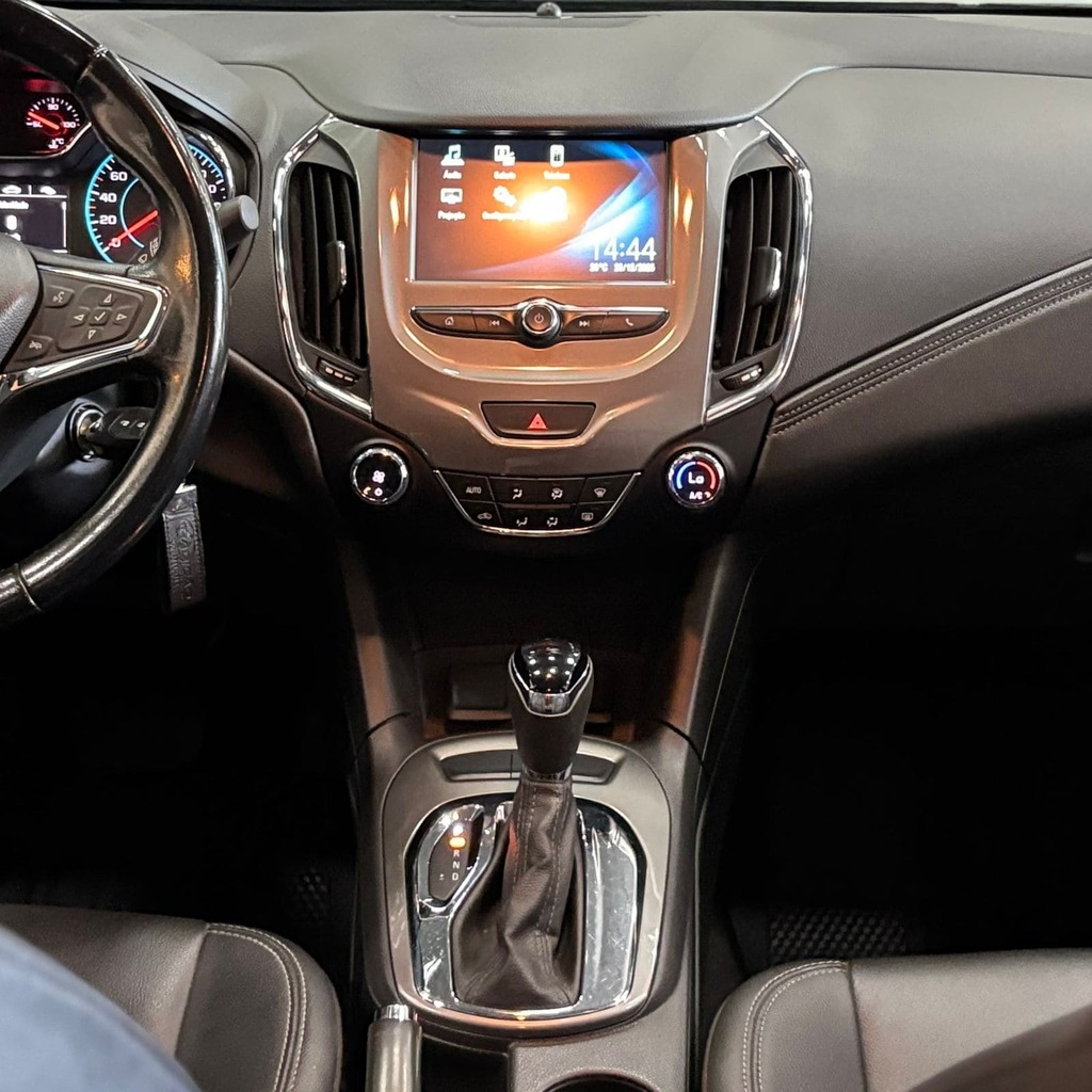 Chevrolet Cruze Lt Sedan Turbo 1.4 Flex (Impecável – Aut)