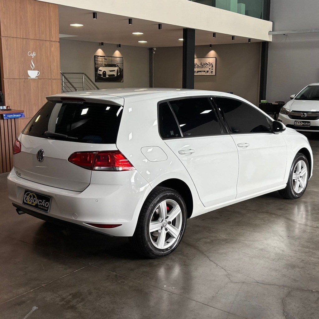 Volkswagen Golf Comfortline 1.6 MSi Flex (Impecável – Aut)
