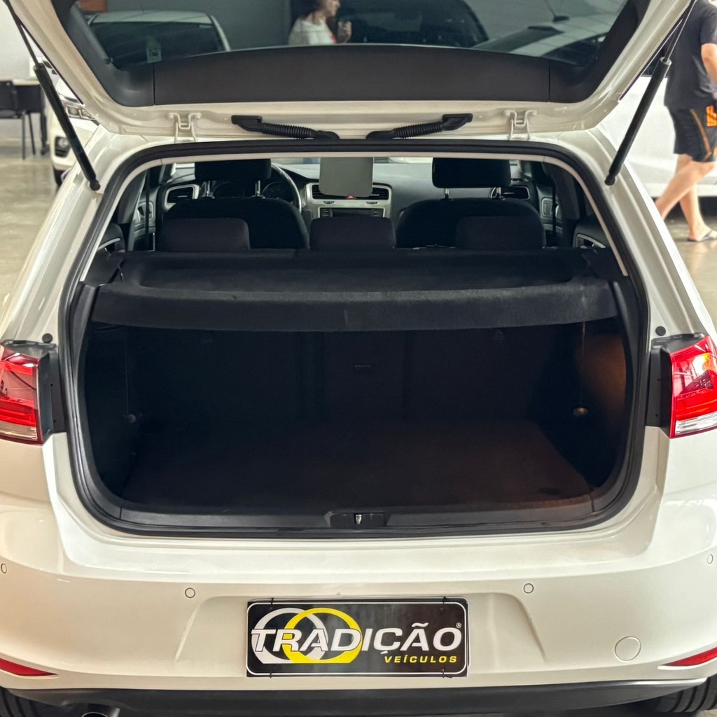 Volkswagen Golf Comfortline 1.6 MSi Flex (Impecável – Aut)