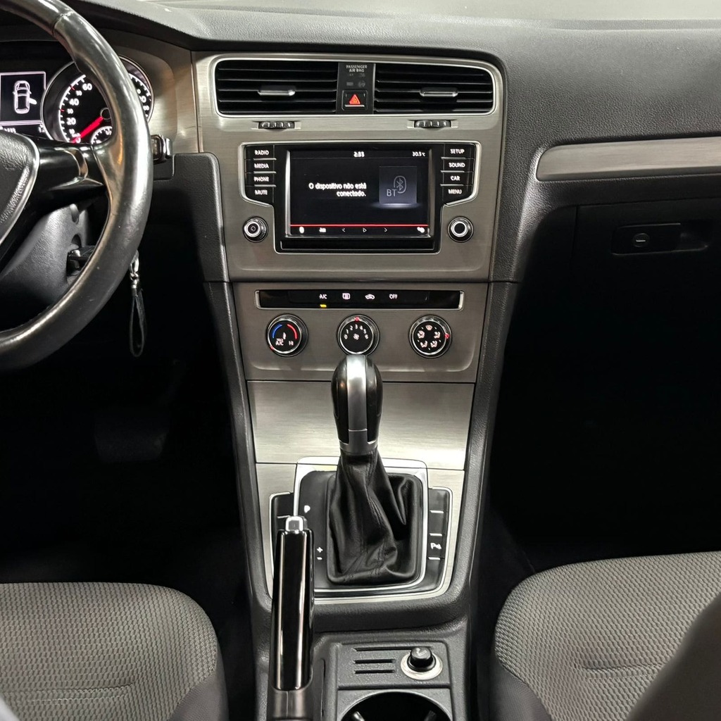 Volkswagen Golf Comfortline 1.6 MSi Flex (Impecável – Aut)