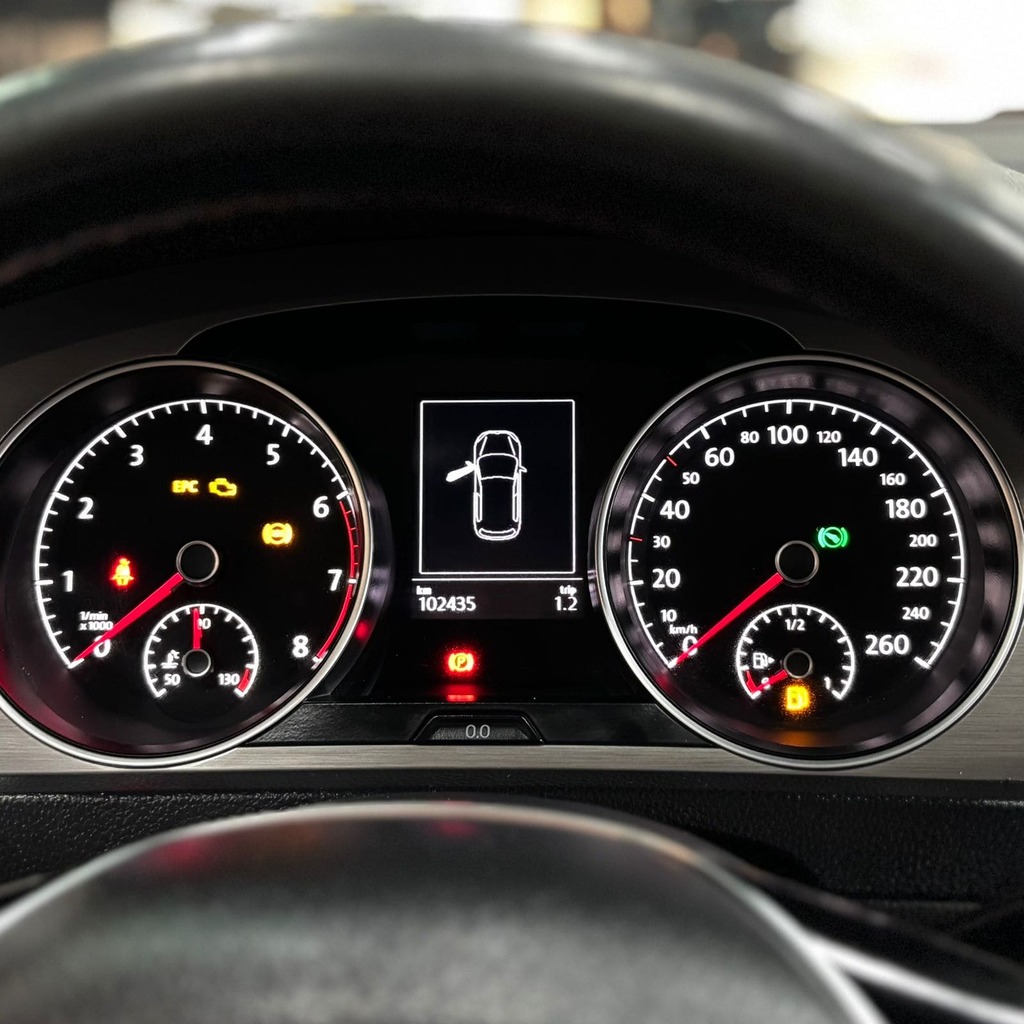 Volkswagen Golf Comfortline 1.6 MSi Flex (Impecável – Aut)