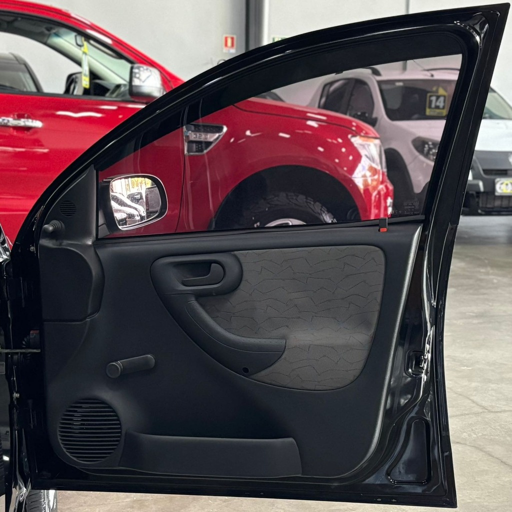 Chevrolet Corsa Maxx 1.0 Flex (Ar-condicionado – 4 Portas)