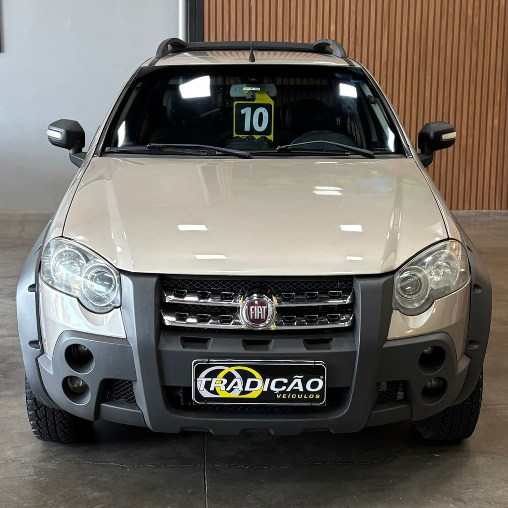 Fiat Strada Adventure 1.8 (Teto Solar – 2 Portas)