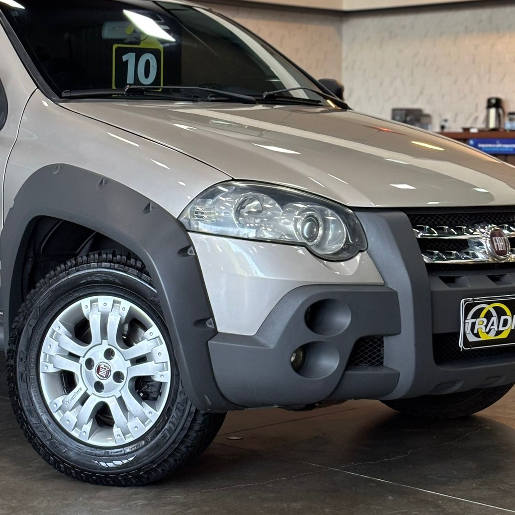 Fiat Strada Adventure 1.8 (Teto Solar – 2 Portas)