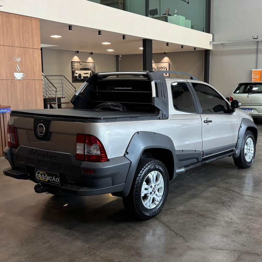 Fiat Strada Adventure 1.8 (Teto Solar – 2 Portas)