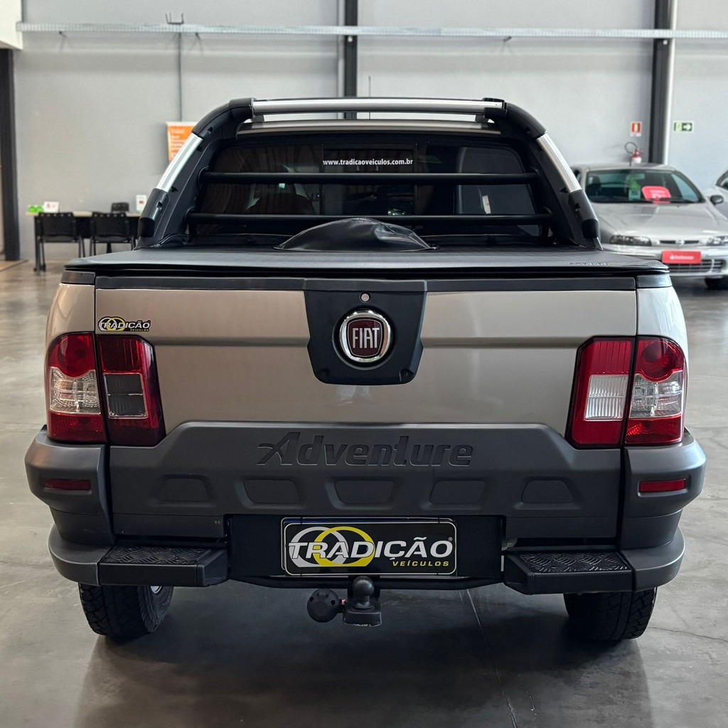 Fiat Strada Adventure 1.8 (Teto Solar – 2 Portas)