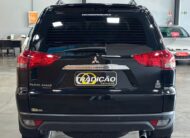 Mitsubishi Pajero Dakar 4×4 3.2 Diesel (7 Lugares – Automática)