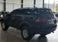 Mitsubishi Pajero Dakar 4×4 3.2 Diesel (7 Lugares – Automática)