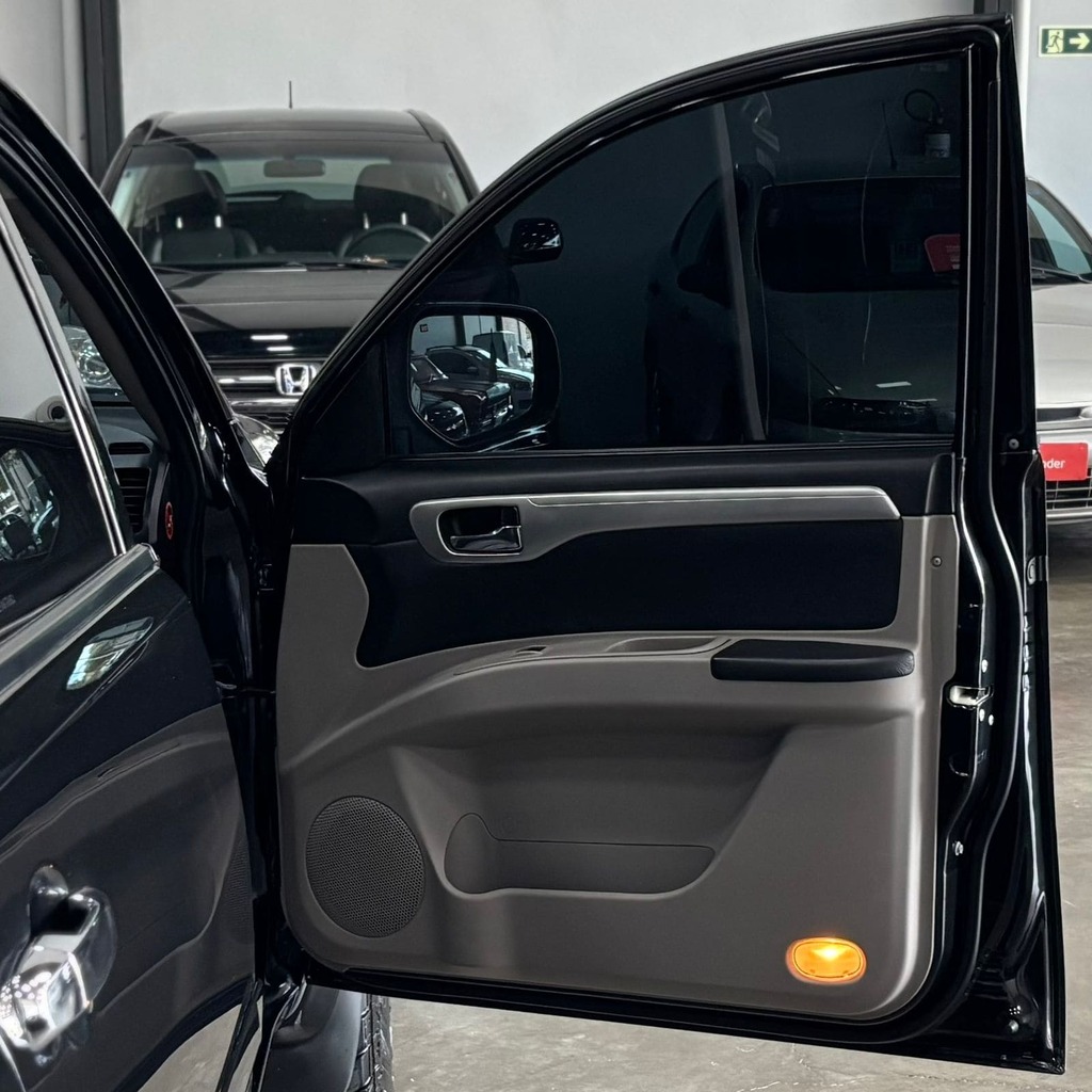 Mitsubishi Pajero Dakar 4×4 3.2 Diesel (7 Lugares – Automática)