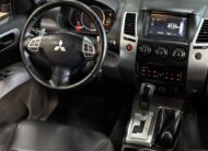 Mitsubishi Pajero Dakar 4×4 3.2 Diesel (7 Lugares – Automática)