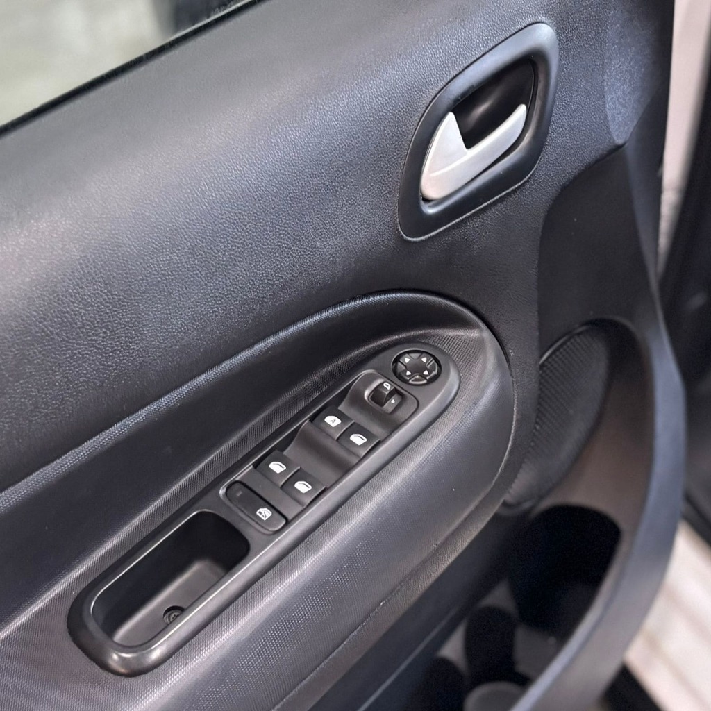 Citroën Aircross Live 1.6 Flex (Manual – Impecável)