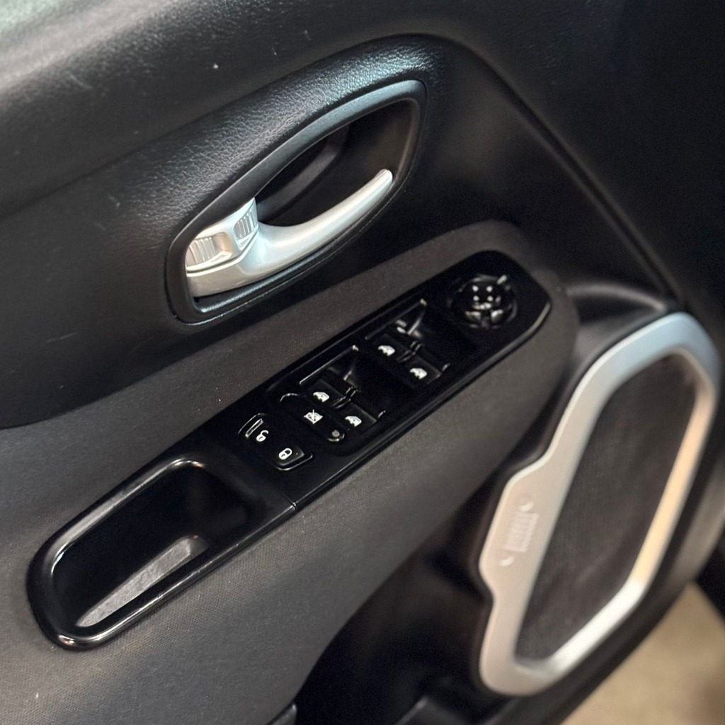 Jeep Renegade 1.8 Flex 4P Aut (Impecável – 74 Mil Km)