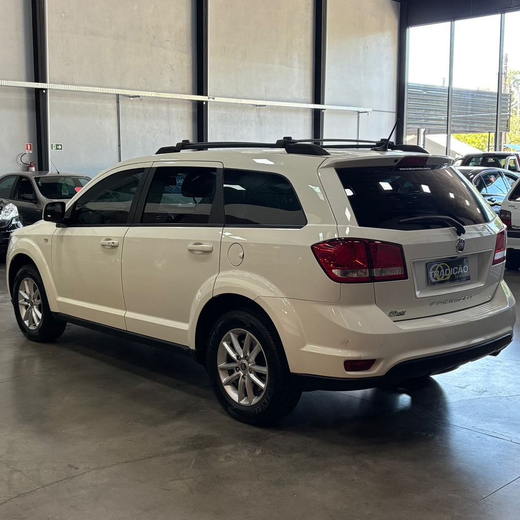 Fiat Freemont Precision 2.4 / 7 Lugares / Aut / Impecável