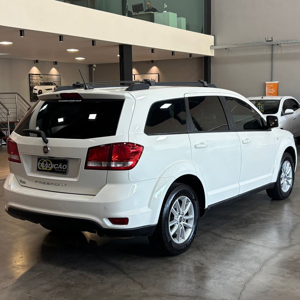 Fiat Freemont Precision 2.4 / 7 Lugares / Aut / Impecável