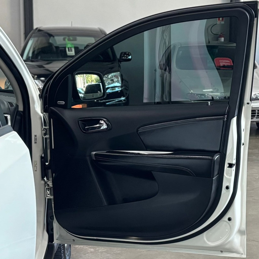 Fiat Freemont Precision 2.4 / 7 Lugares / Aut / Impecável