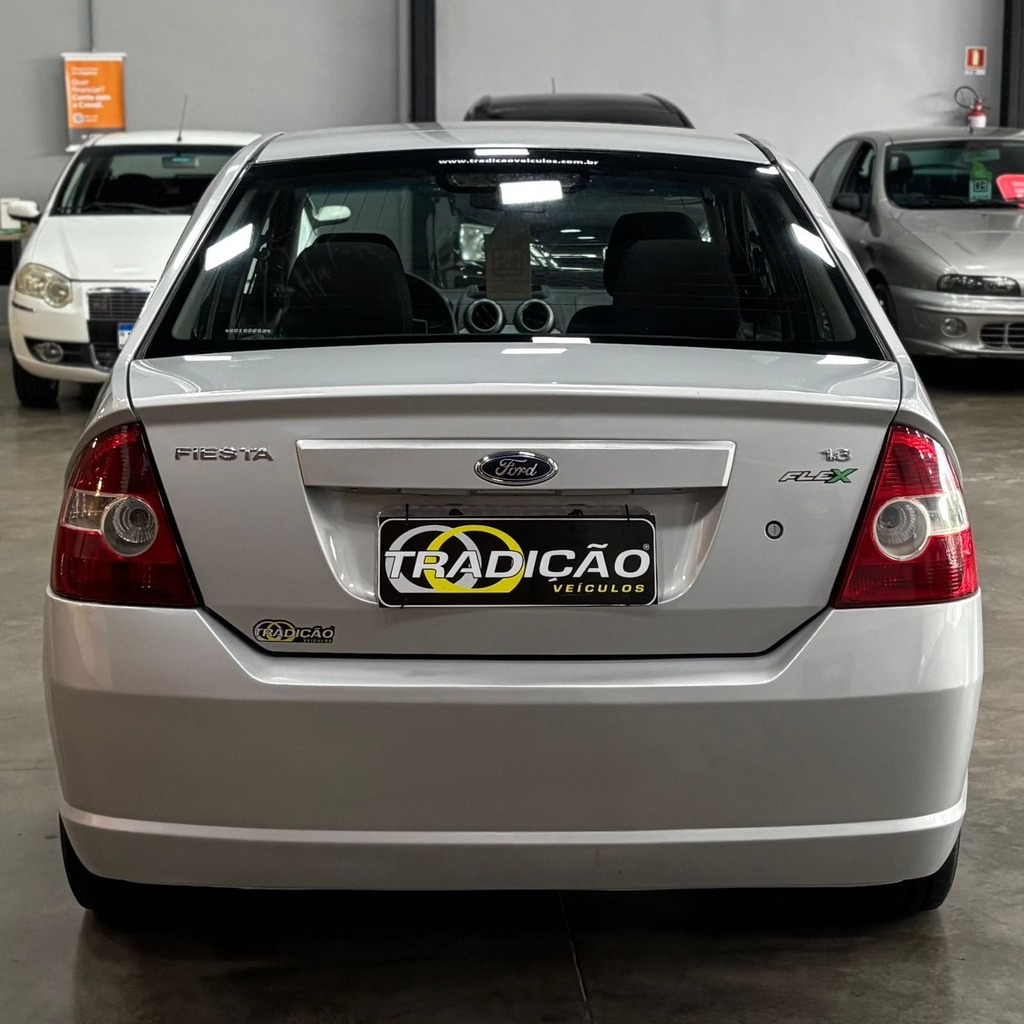 Ford Fiesta Class Sedan 1.6 Flex (Impecável – Completo)
