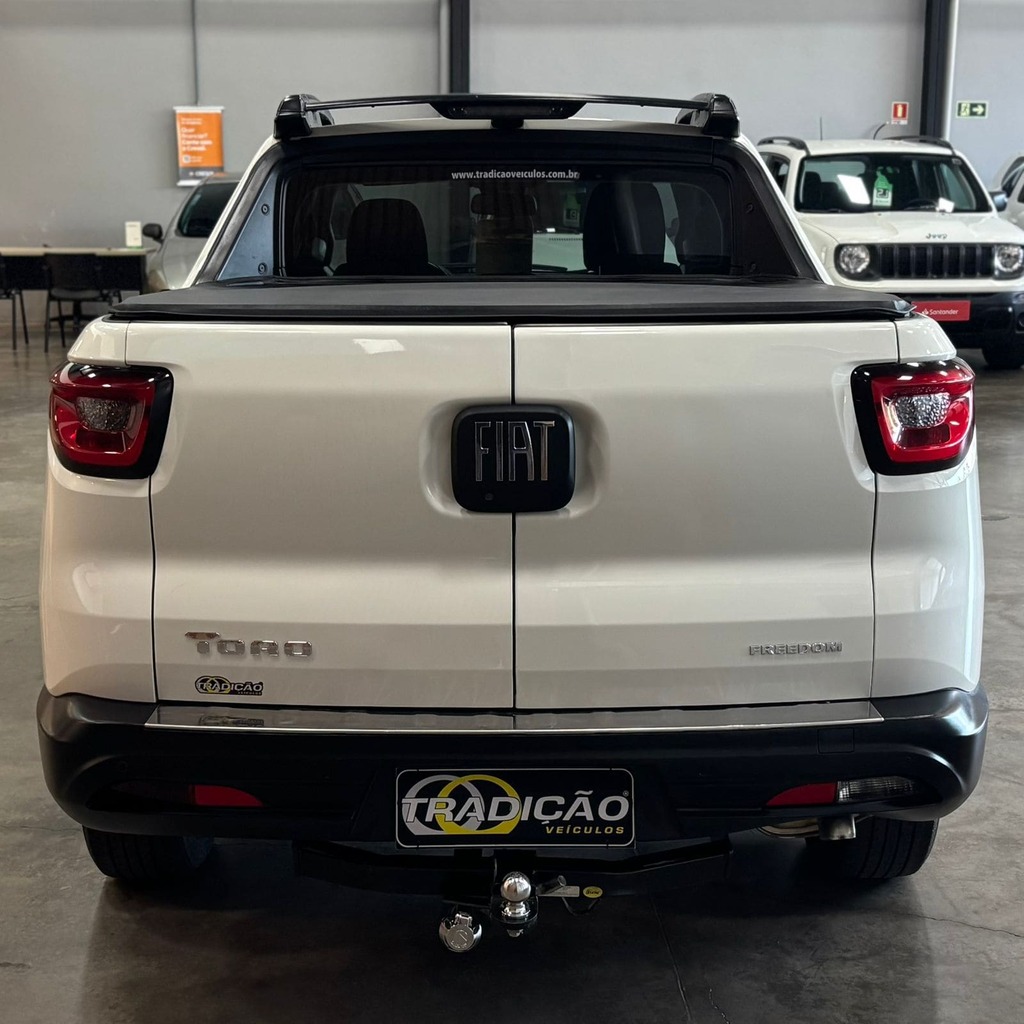 Fiat Toro Freedom 4×4 2.0 Diesel (Impecável – Manual – Completa)