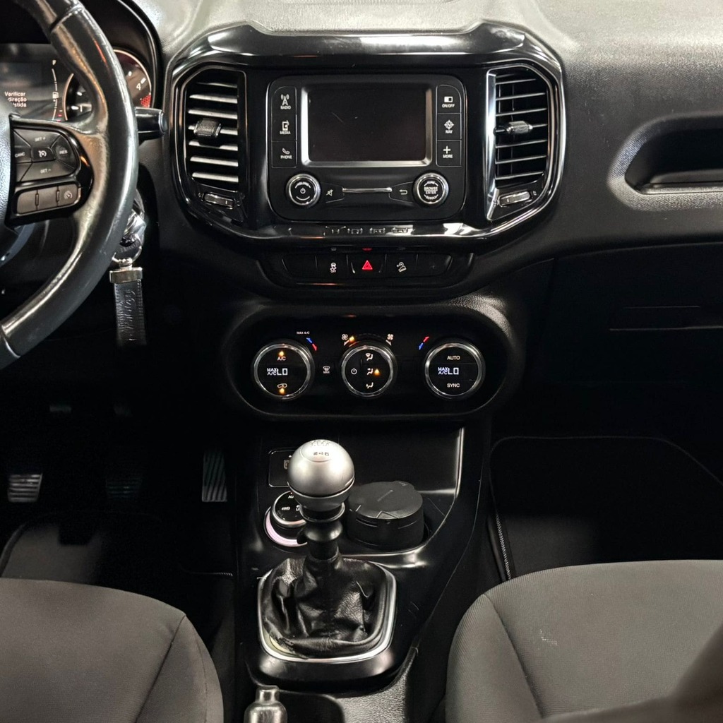 Fiat Toro Freedom 4×4 2.0 Diesel (Impecável – Manual – Completa)
