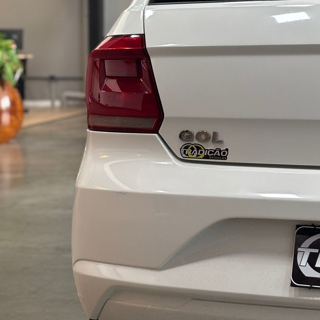 Volkswagen Gol MPi 1.0 Flex 4P (Completo – Manual)