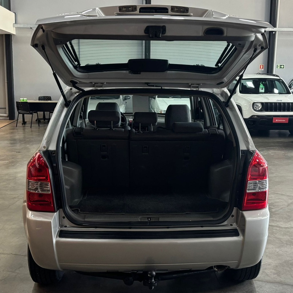 Hyundai Tucson GL 2.0 (Automática – Impecável)