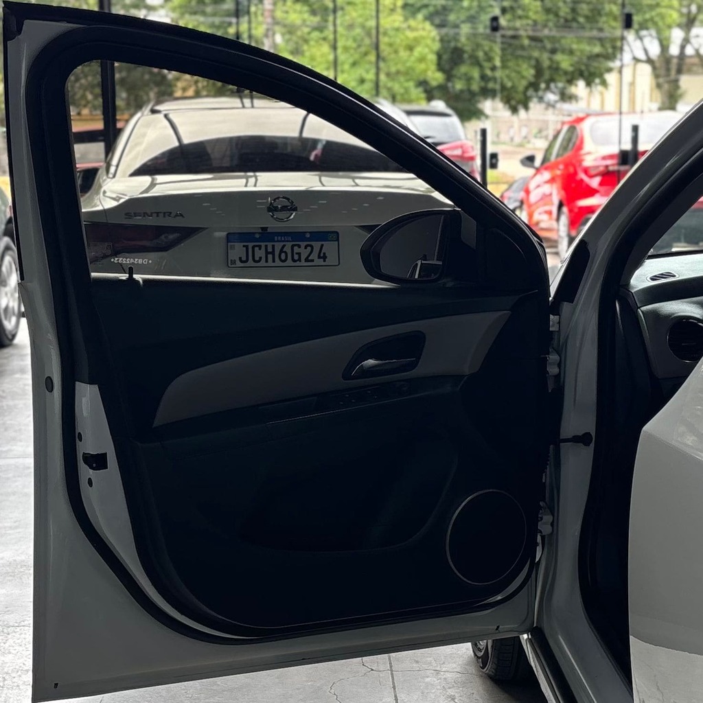 Chevrolet Cruze Sedan LTZ 1.8 Flex Aut (Impecável – 128 Mil Kms)