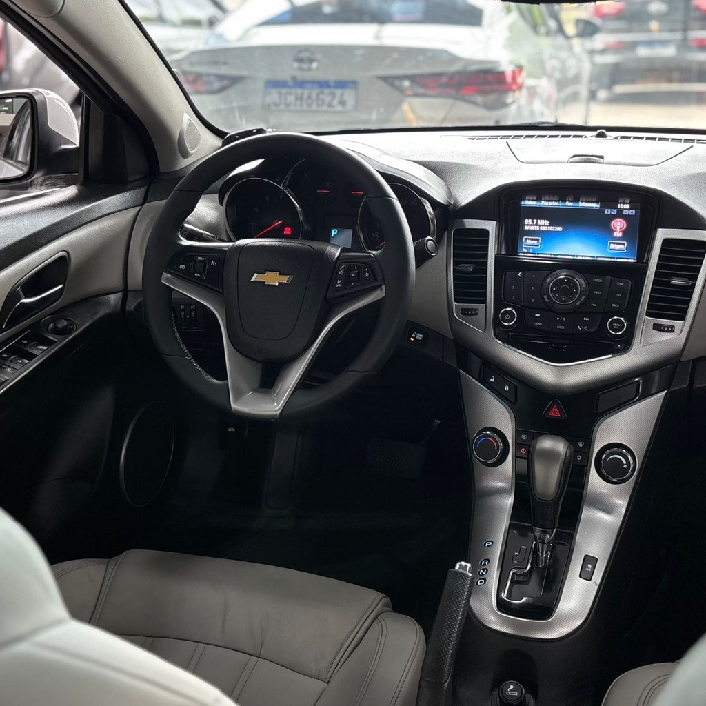 Chevrolet Cruze Sedan LTZ 1.8 Flex Aut (Impecável – 128 Mil Kms)