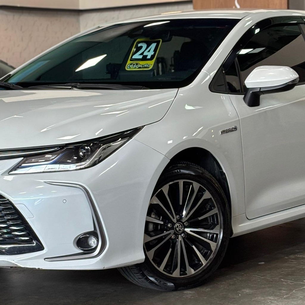 Toyota Corolla Altis Hybrid 1.8 Aut (Impecável – Garantia de Fábrica)