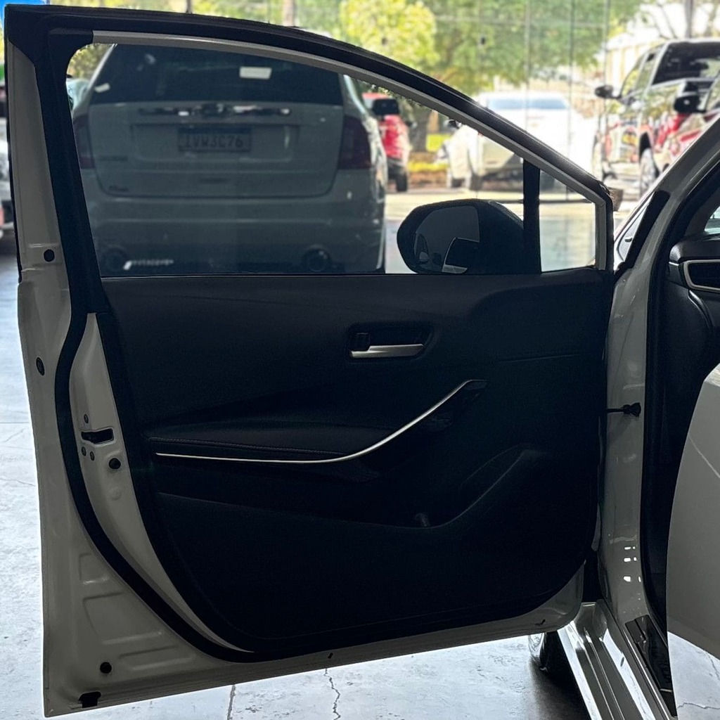 Toyota Corolla Altis Hybrid 1.8 Aut (Impecável – Garantia de Fábrica)