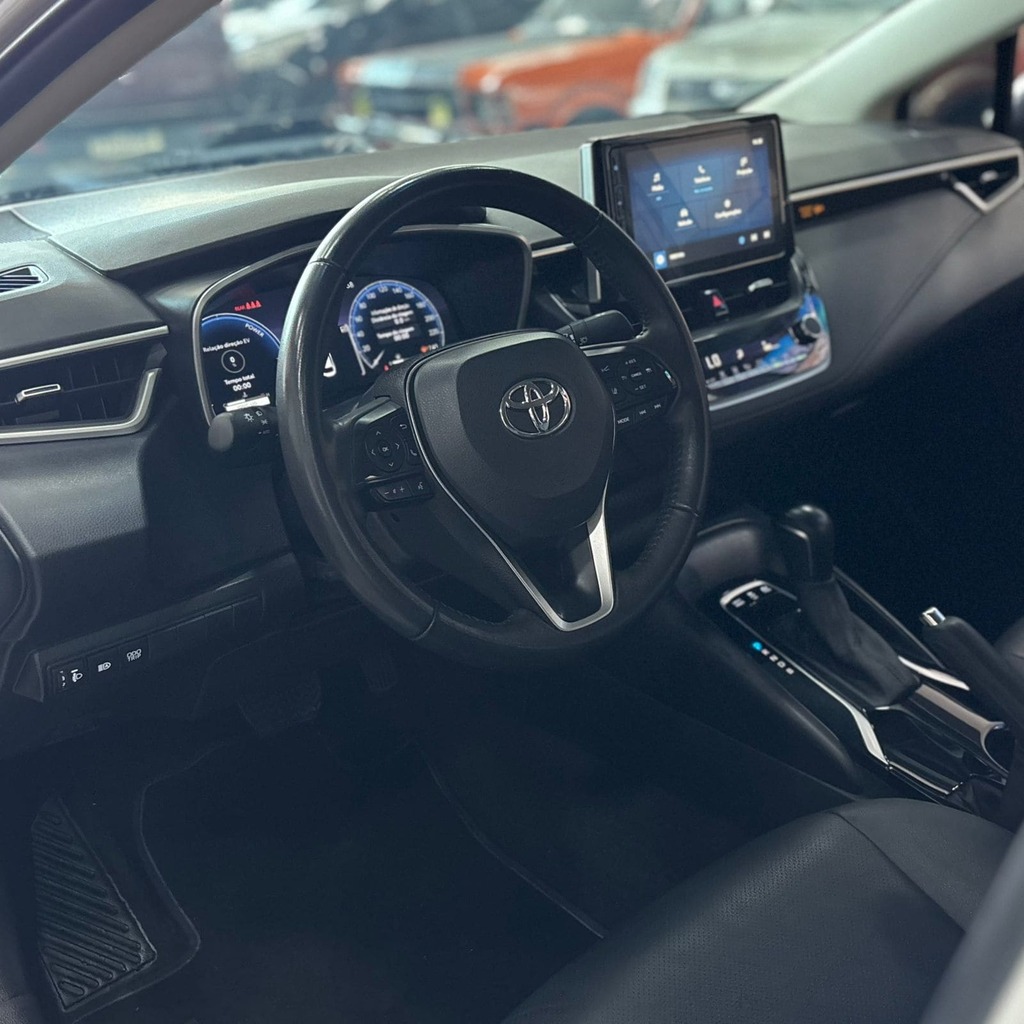 Toyota Corolla Altis Hybrid 1.8 Aut (Impecável – Garantia de Fábrica)