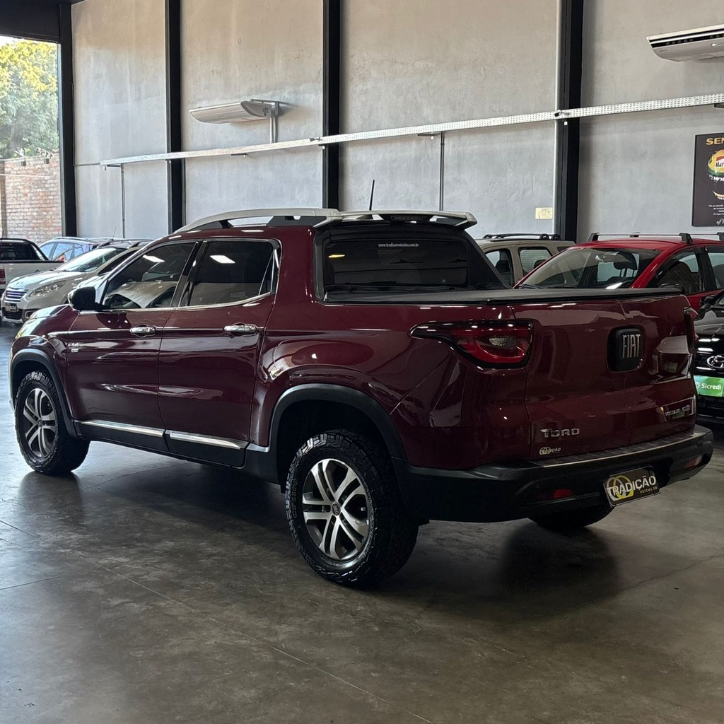 Fiat Toro Volcano 4×4 Aut 2.0 Diesel (Impecável – Interna em Couro)
