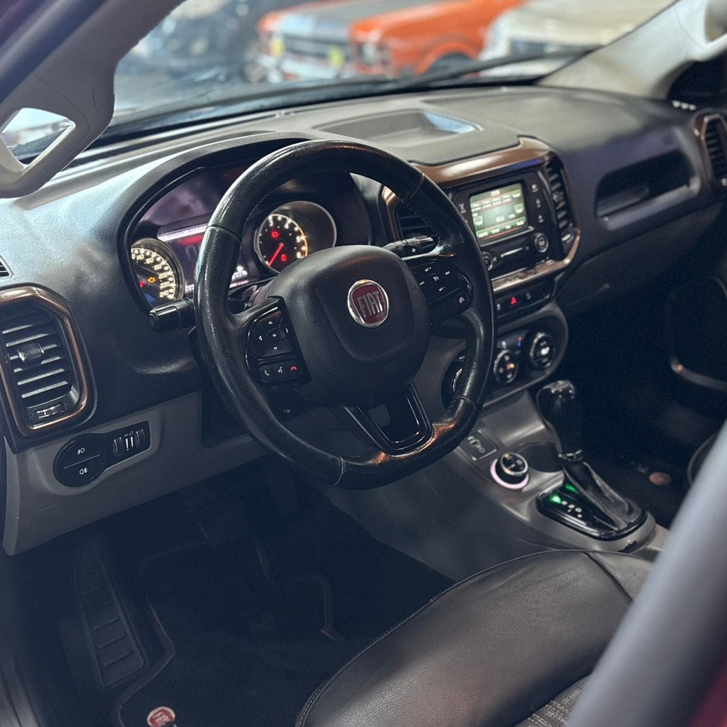 Fiat Toro Volcano 4×4 Aut 2.0 Diesel (Impecável – Interna em Couro)
