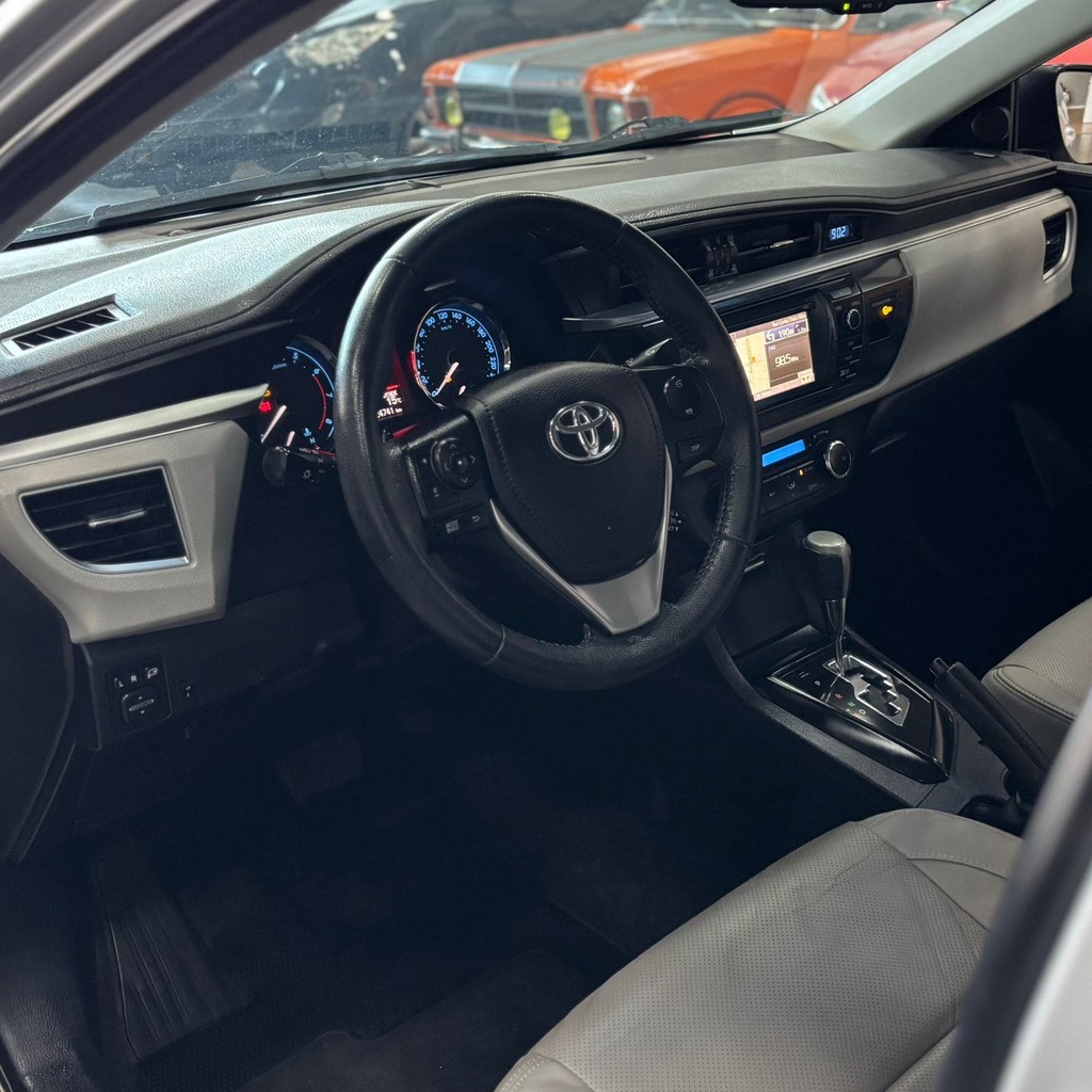 Toyota Corolla XEi 2.0 Flex Aut (Impecável – Interna Clara)