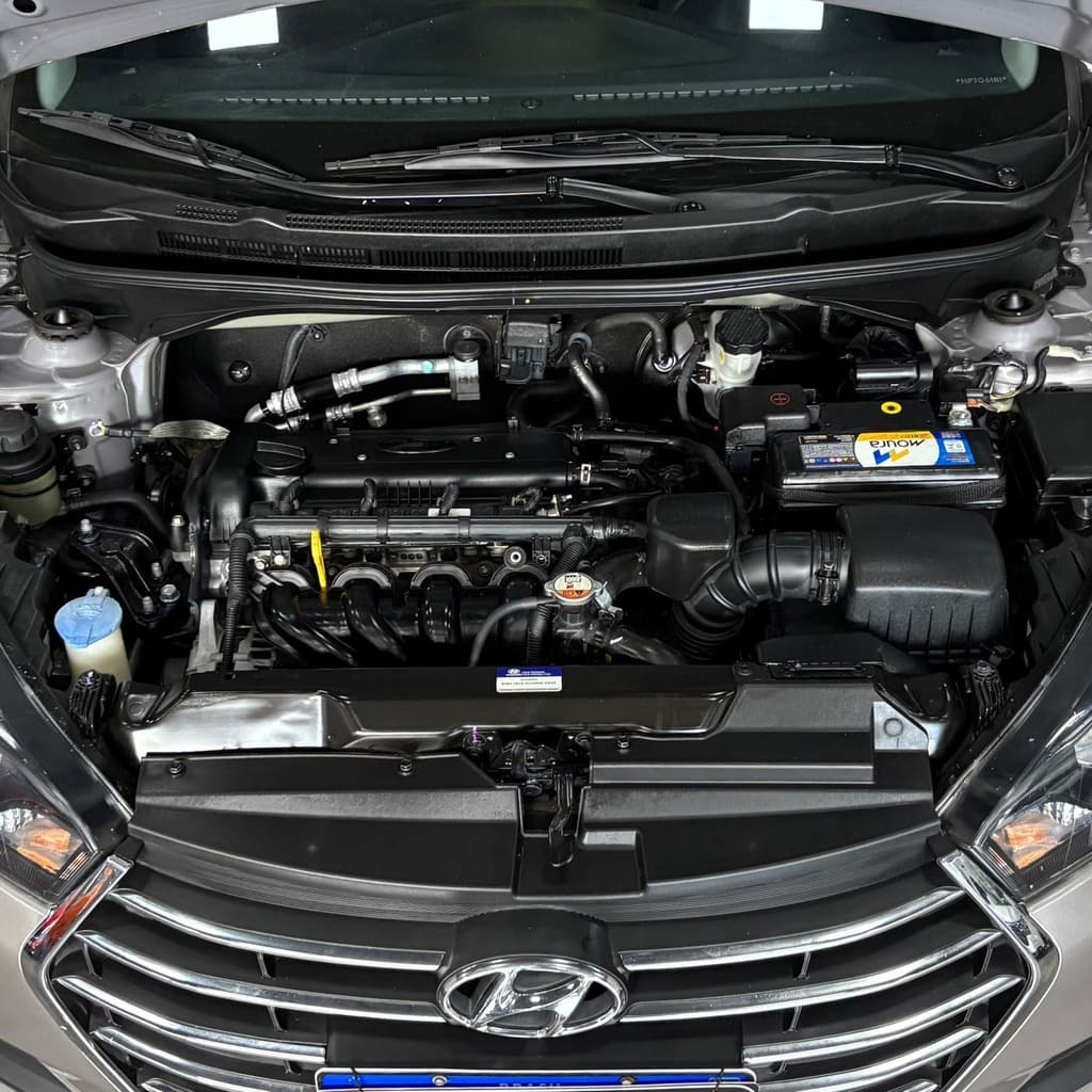 Hyundai Hb20s Comfort 1.6 Flex 6M (Completo – Manual – Impecável)